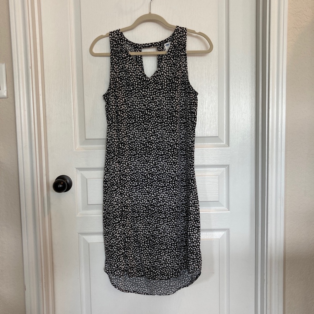 Small Old Navy casual dress